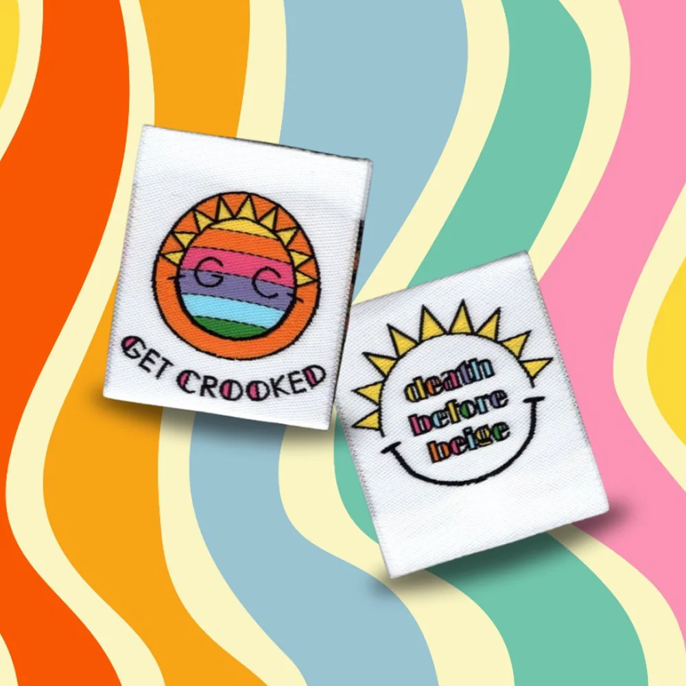 Centre Fold Woven Labels - Image 4