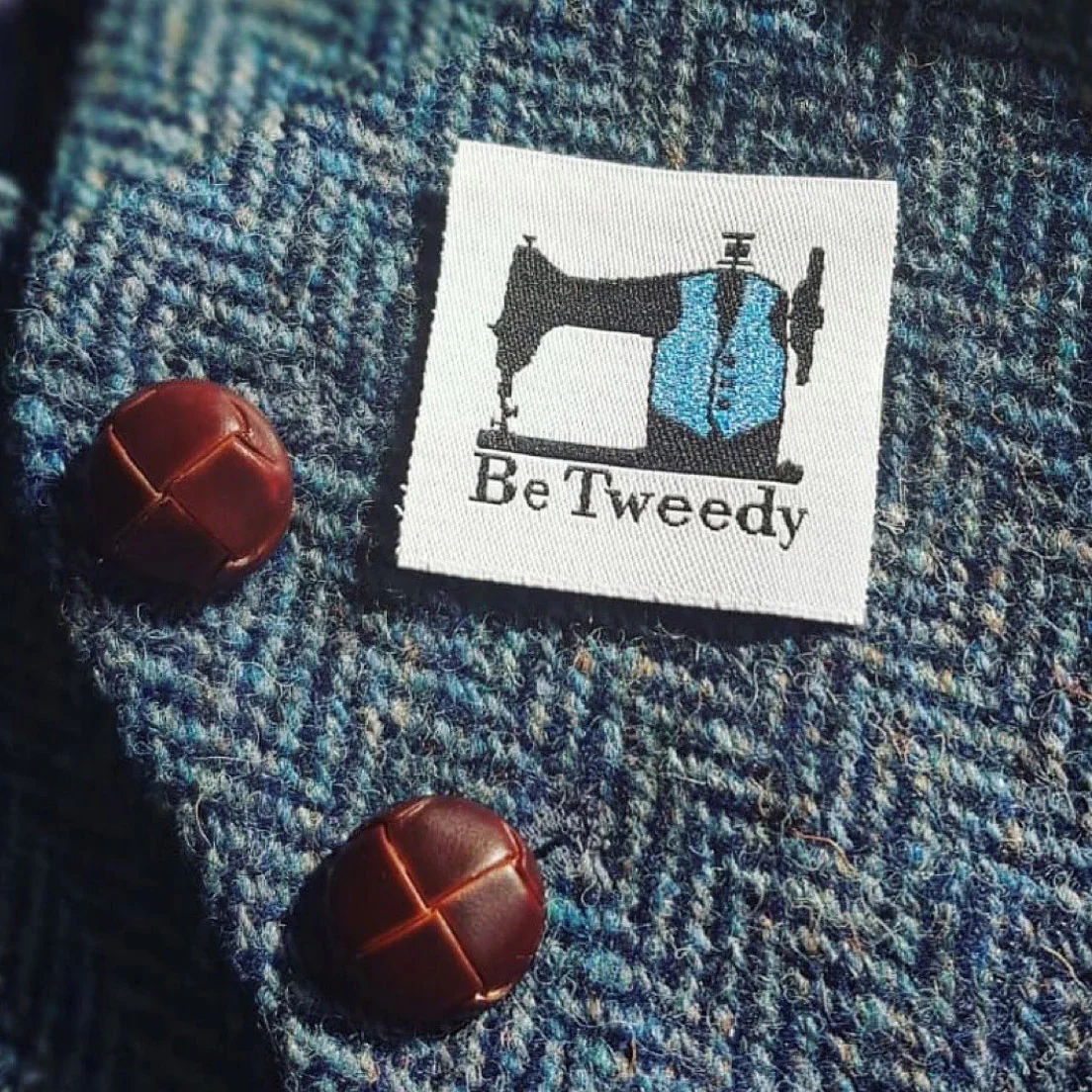 Straight Cut Woven Labels - Image 3